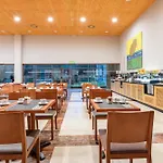 欧洲之星圣拉萨罗酒店 酒店
