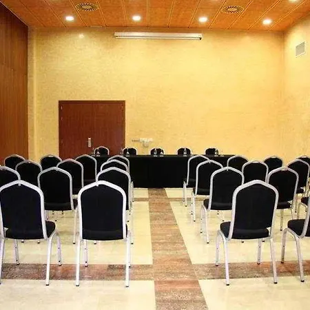 ホテル ユーロスターズ サン ラサロ